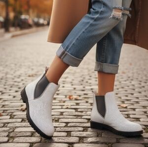 Girotti Summer Chelsea Perforated White Leather Boots Silver Beads Details 39